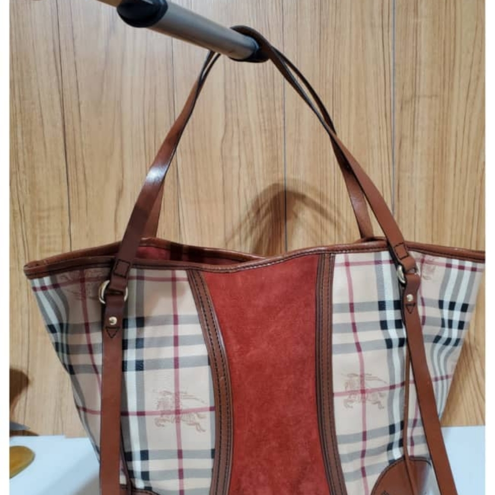 Burberry Canterbury Haymarket Tote - Picture 2 of 10